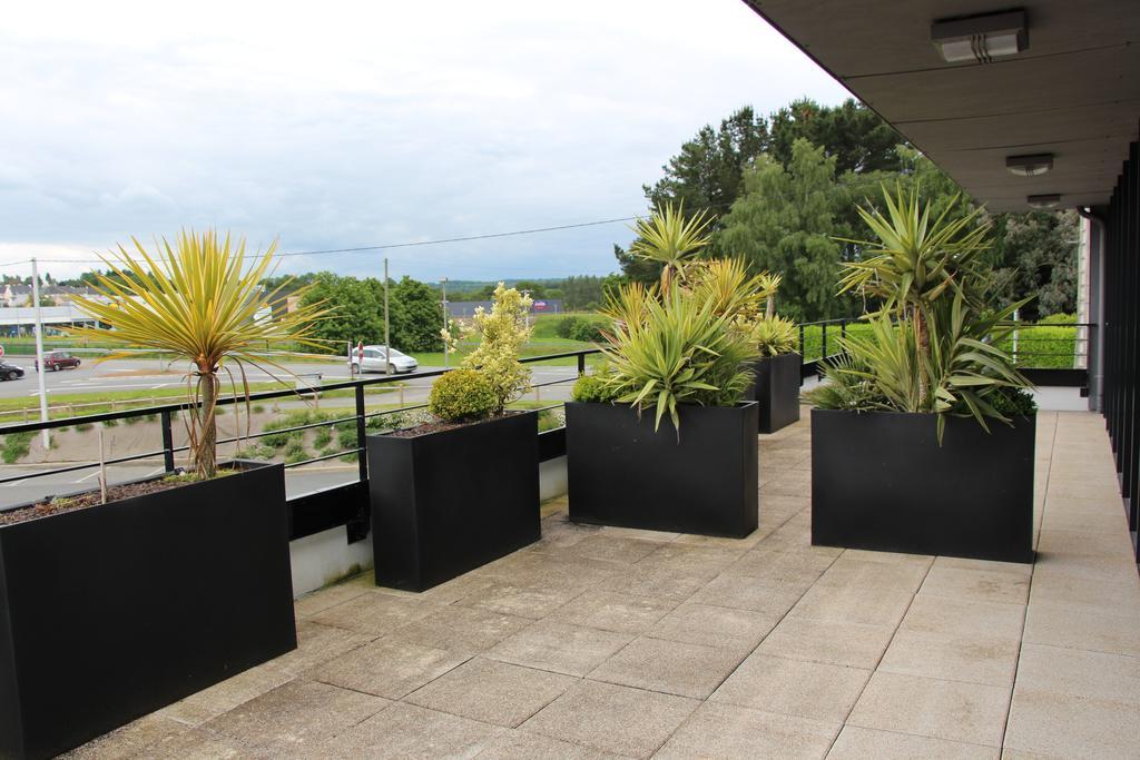 Hotel Ibis Guingamp Coeur De Bretagne Ploumagoar Kültér fotó